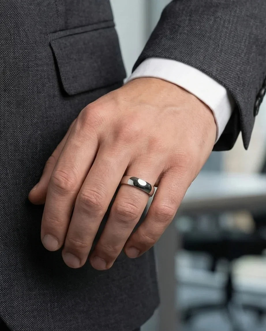 The Stellar Dome: High-Polish Mirror-Finish Band