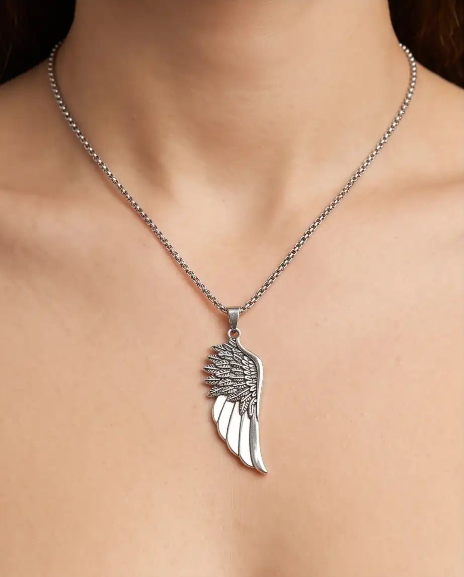 Antiqued Angel Wing Pendant Box Chain