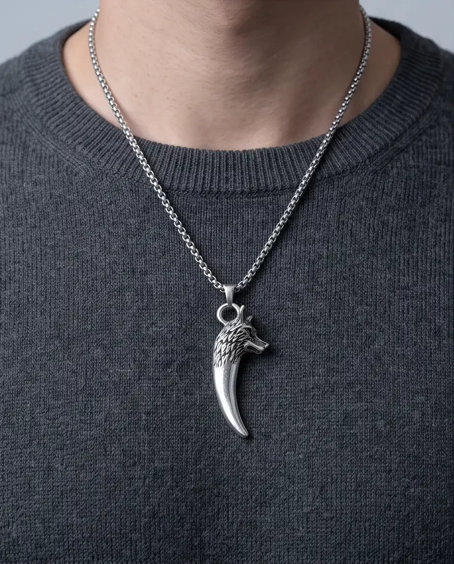 Silver Wolf Tooth Pendant Box Chain