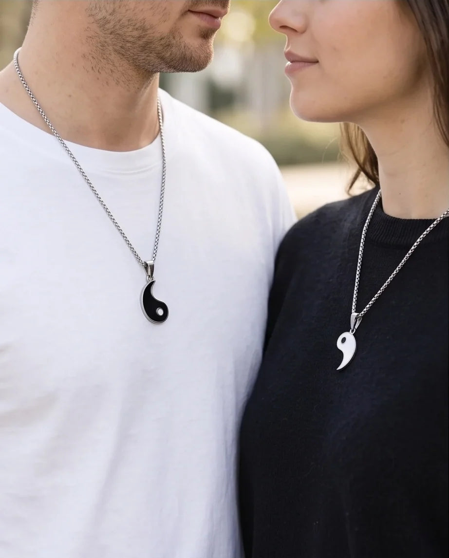 Silver Yin Yang Couple Enamel Pendant Necklace Set