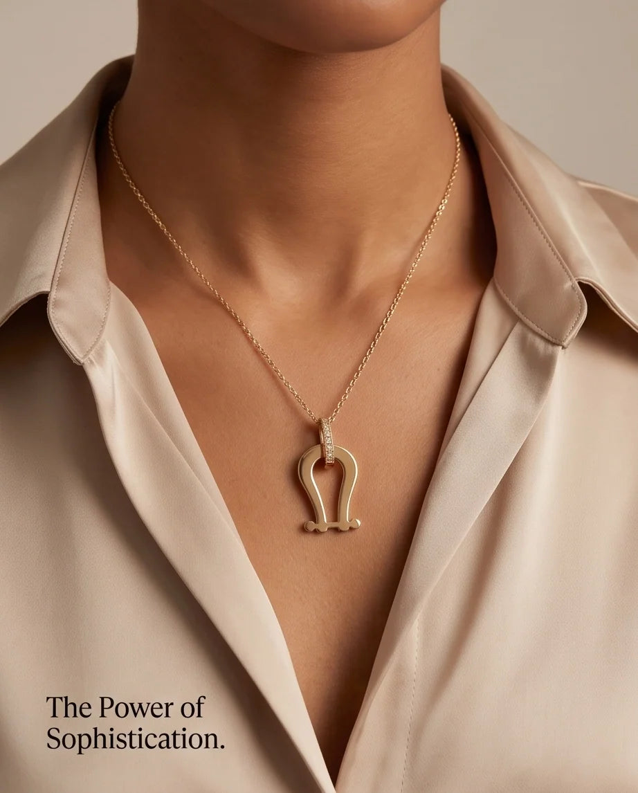 Gold Diamond-Cut Clover Pendant Necklace