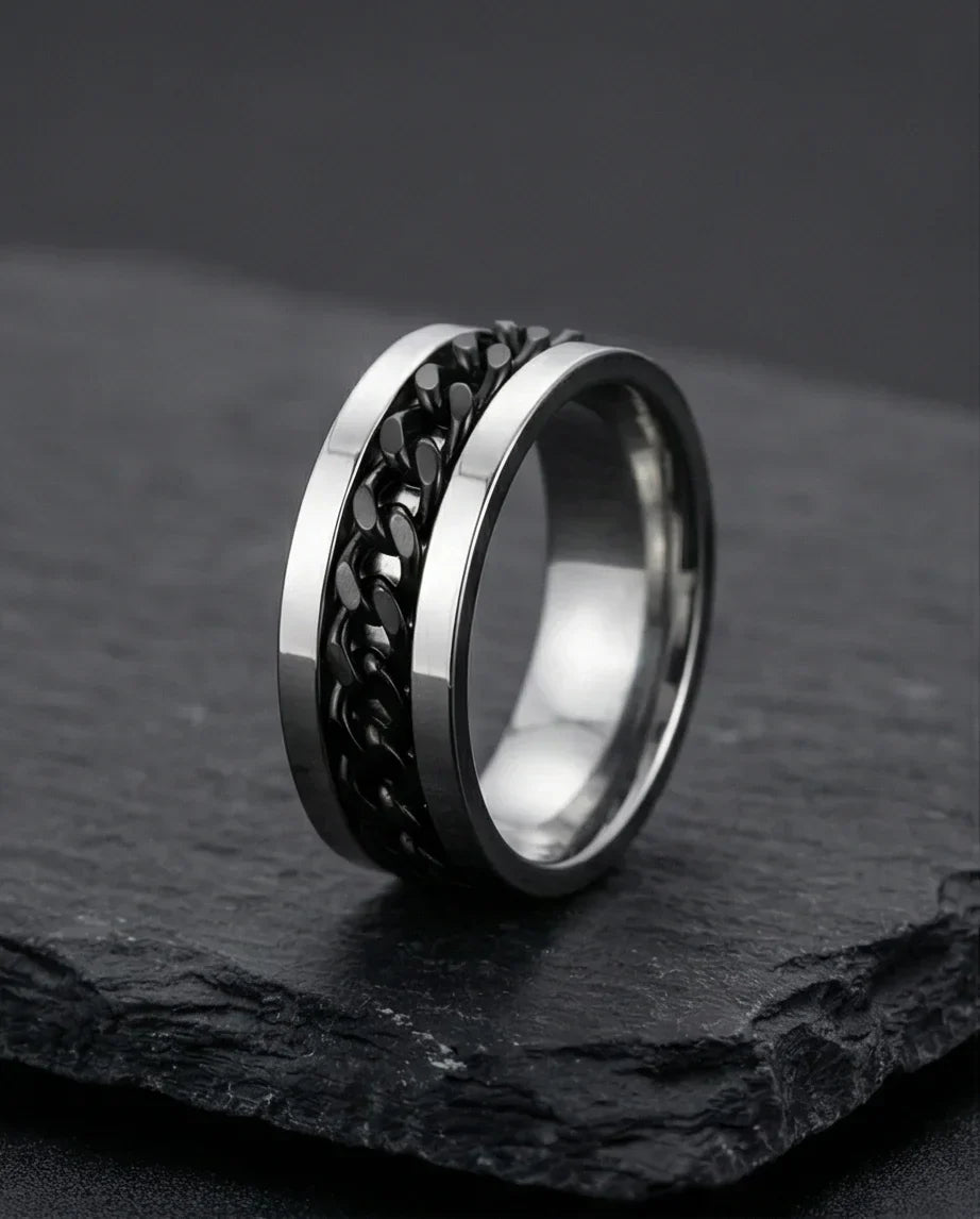 Iron Shadow: High-Contrast Chain Inlay Ring