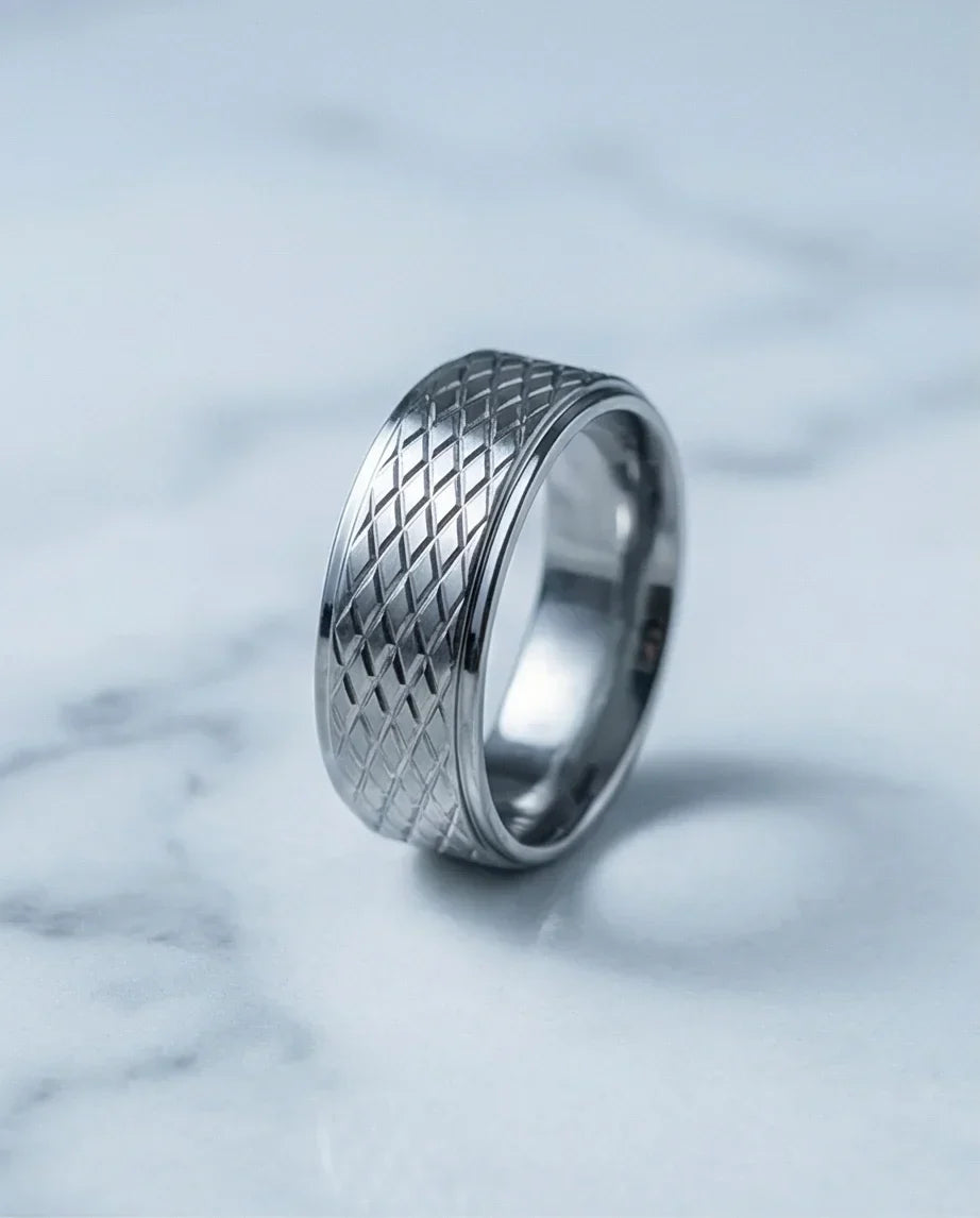 Diamond Meridian: Textured Industrial Statement Ring