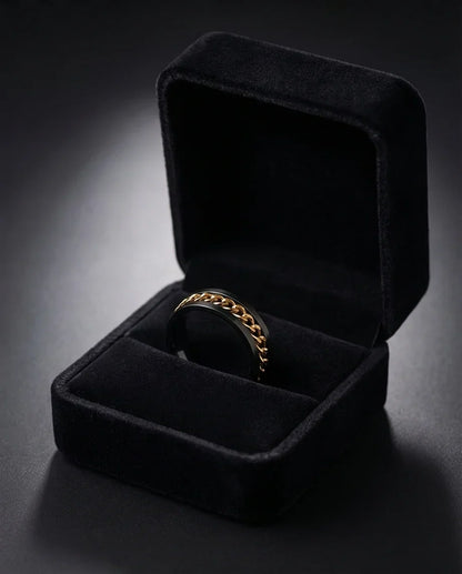 The Gilded Shadow: Black & Gold Curb Chain Ring