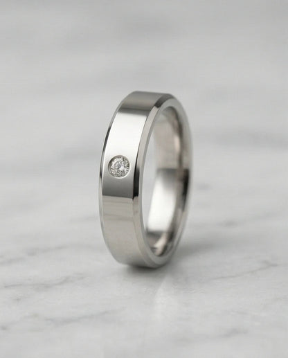 The Sterling Zenith: Minimalist Single-Stone Band