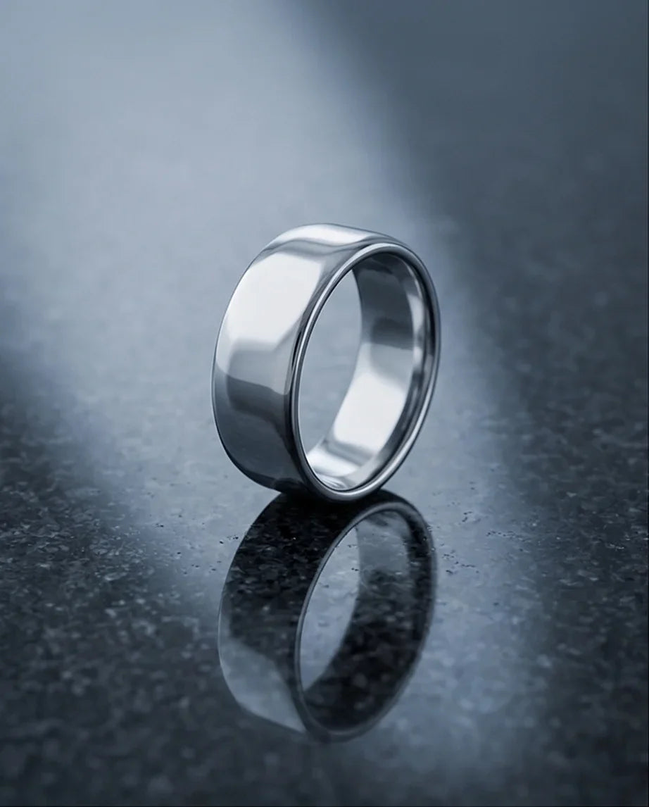 Titan Gloss: Bold Minimalist Mirror-Finish Ring