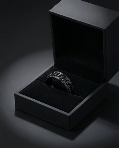 The Obsidian Kinetic: Industrial Chain Spinner Band