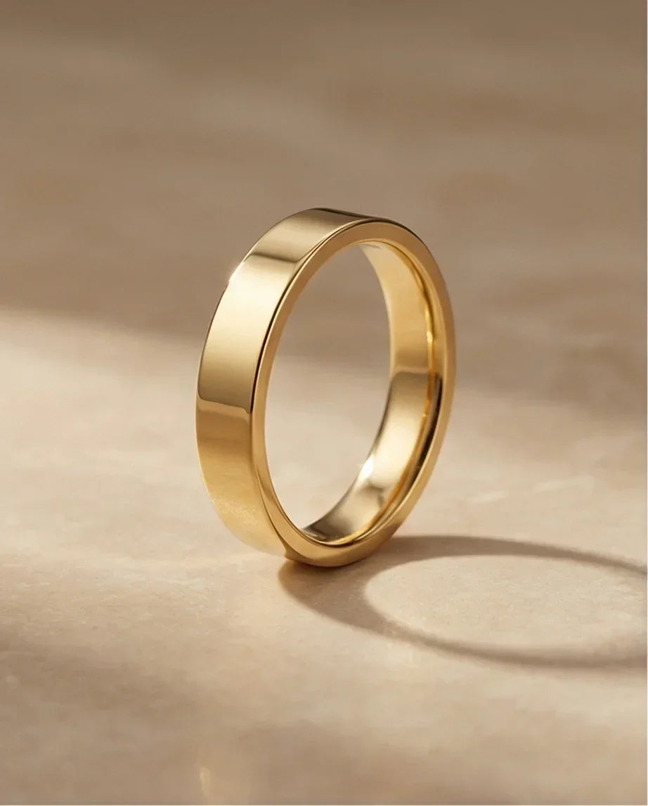 Pure Aurelian: Minimalist Architectural Gold Ring