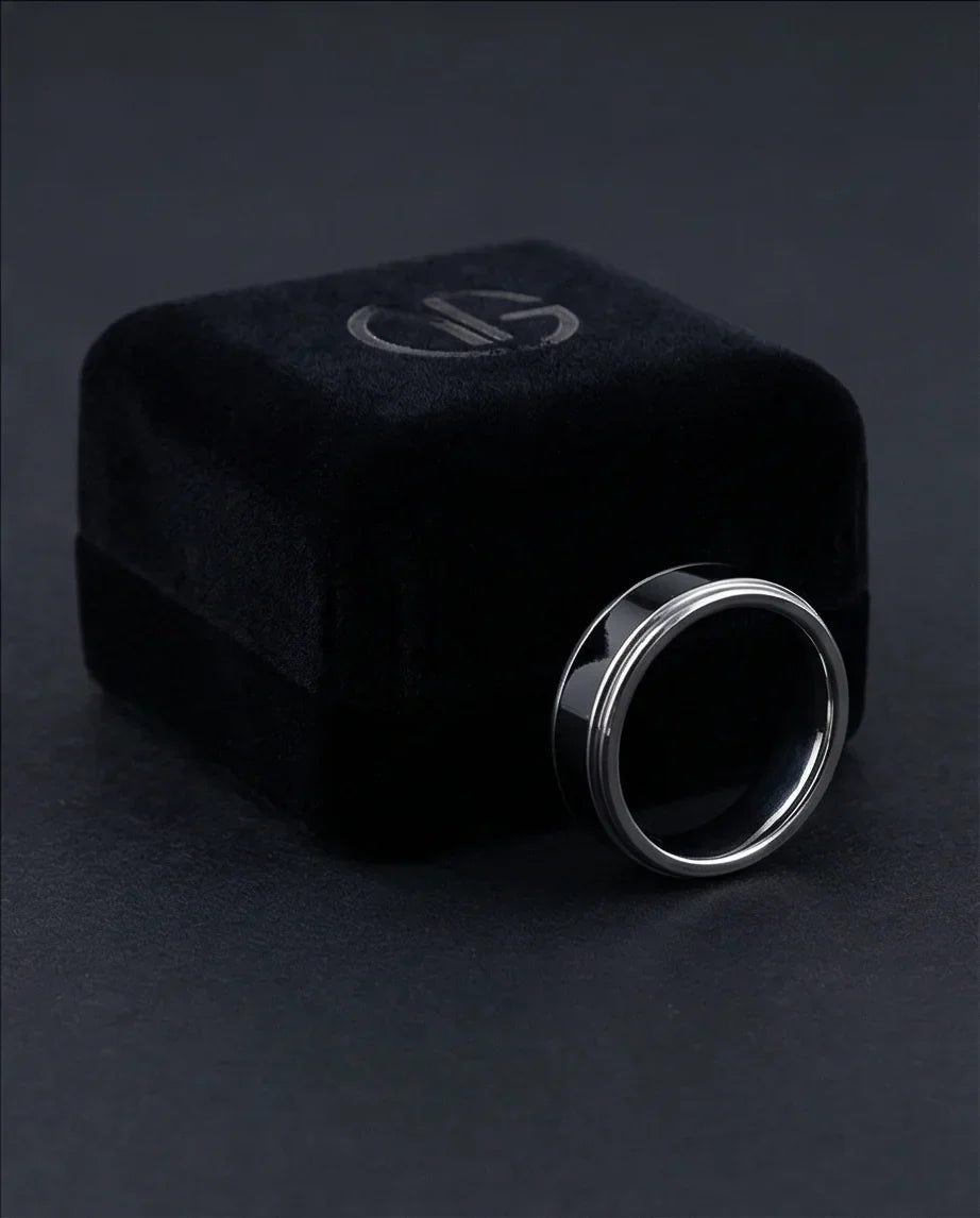 The Onyx Meridian: Two-Tone High-Gloss Band