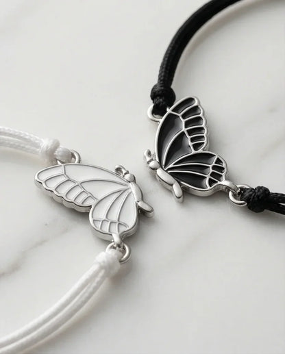 Fluttering Bond: High-Contrast Wing Duo