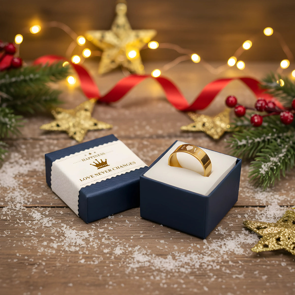 Gold Love Engraved Ring 6,6cm