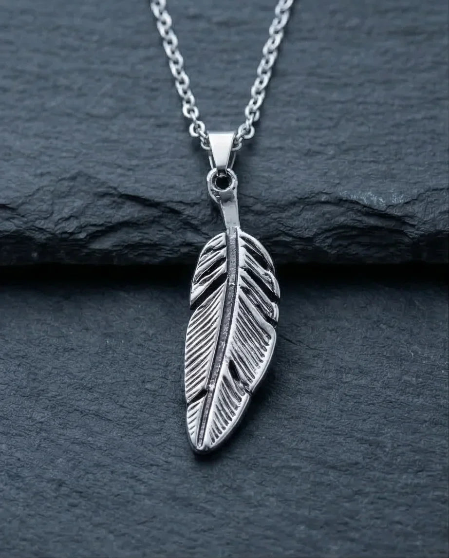 The Guardian Plume: Detailed Antique Silver Feather Necklace
