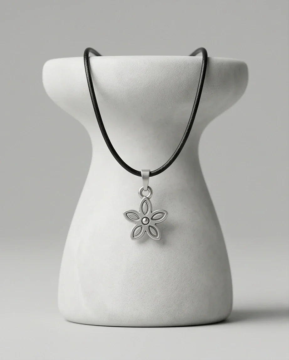 Silver Delicate Five-Petal Flower Necklace