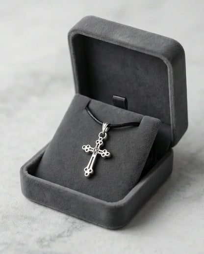 Silver Detailed Decorative Cross Necklace