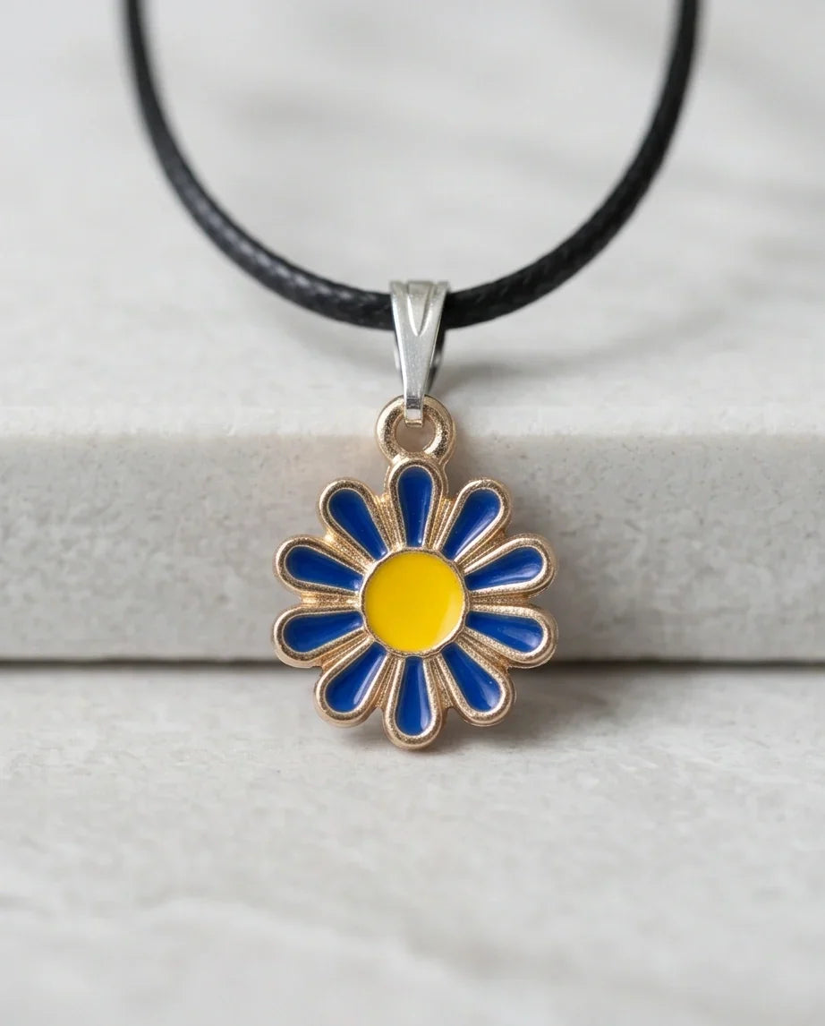 Midnight Blue Daisy Pendant