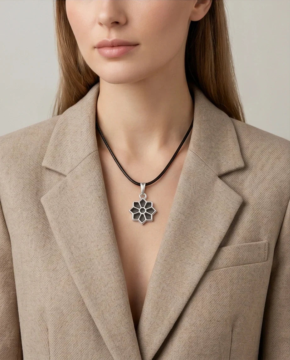 Silver Geometric Eight-Point Star Necklace
