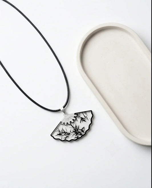 Artistic Bamboo Fan Pendant Necklace