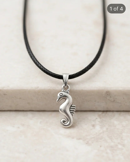 Silver Seahorse Pendant Necklace