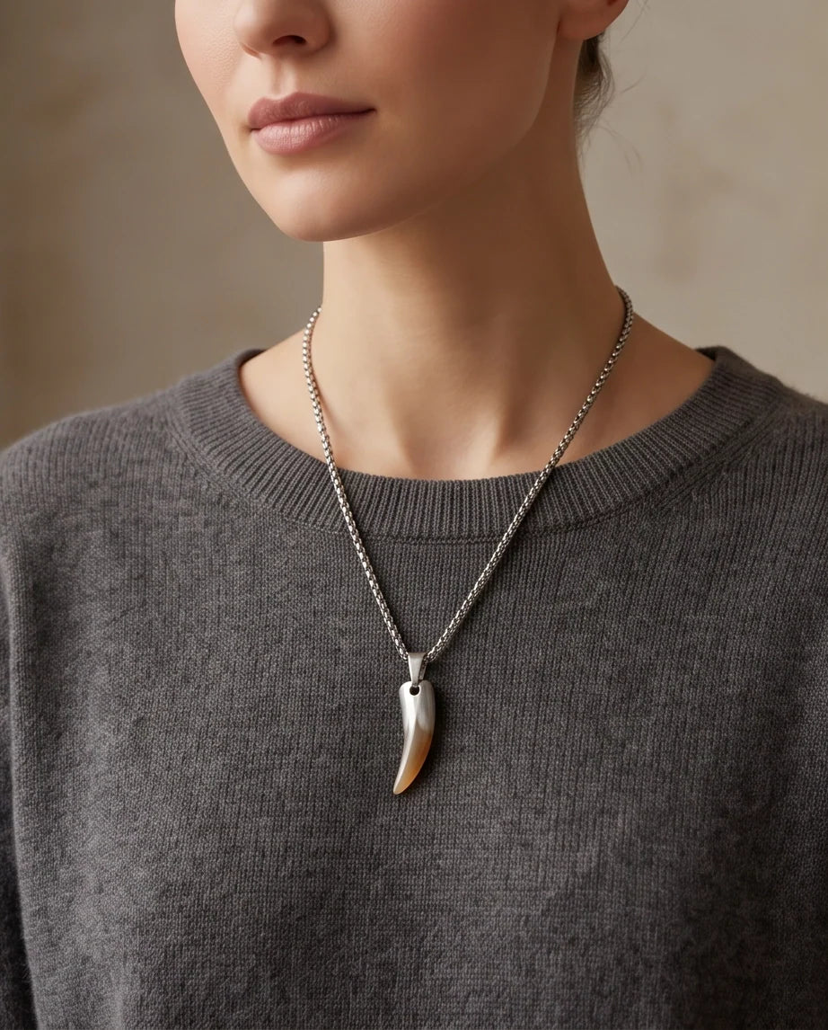 Silver Agate Tooth Pendant Chain Necklace