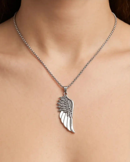 Antiqued Angel Wing Pendant Box Chain
