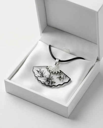 Artistic Bamboo Fan Pendant Necklace