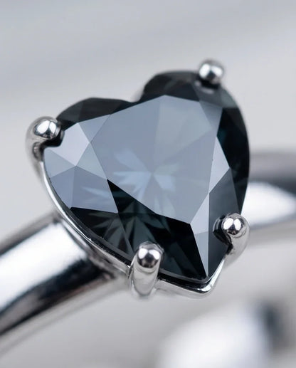 Sterling Silver Heart-Cut Black Onyx Solitaire Ring