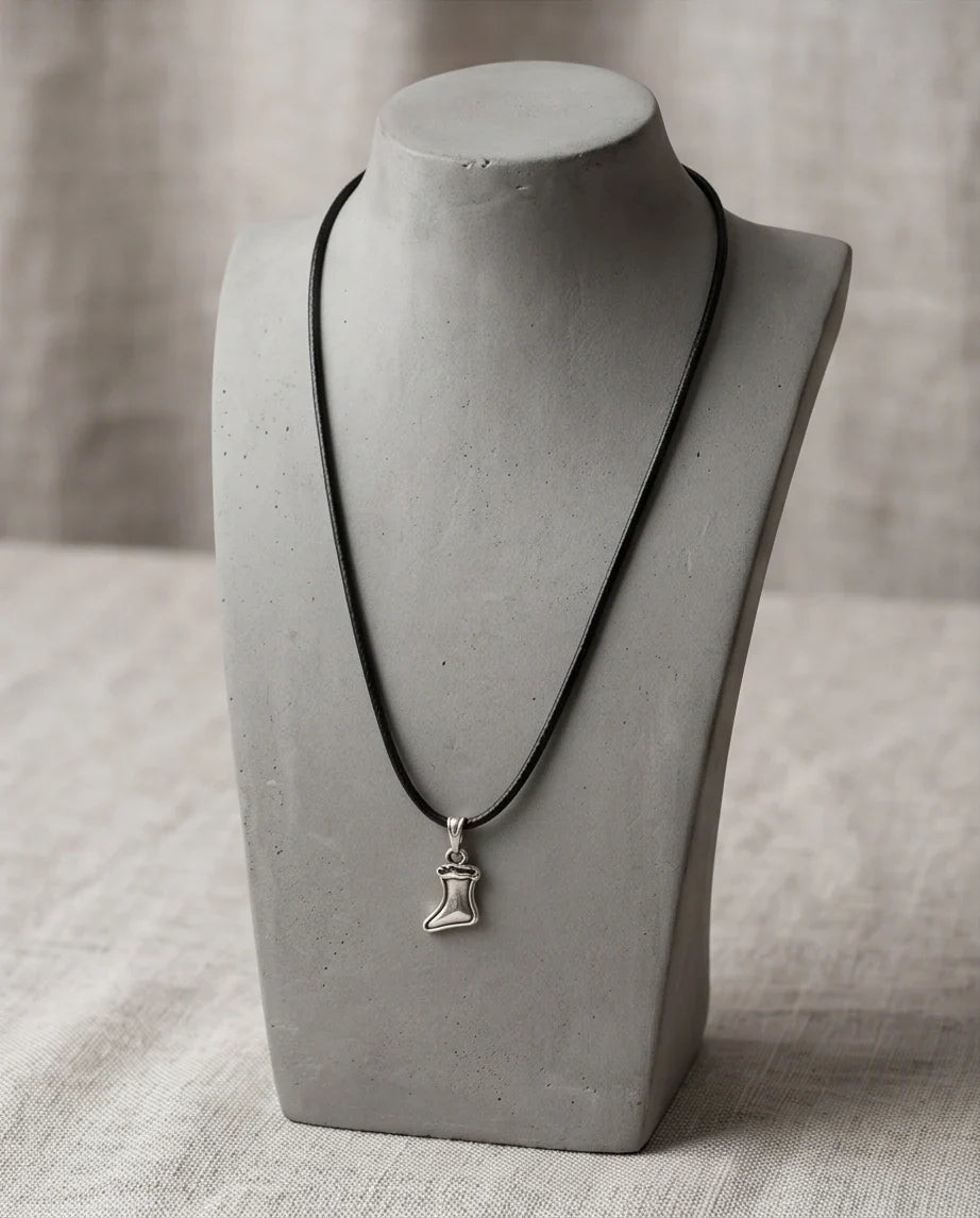 Silver Retro Stocking Pendant Necklace