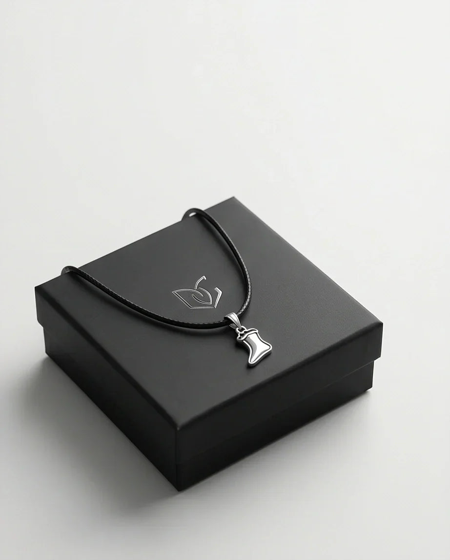 Silver Retro Stocking Pendant Necklace