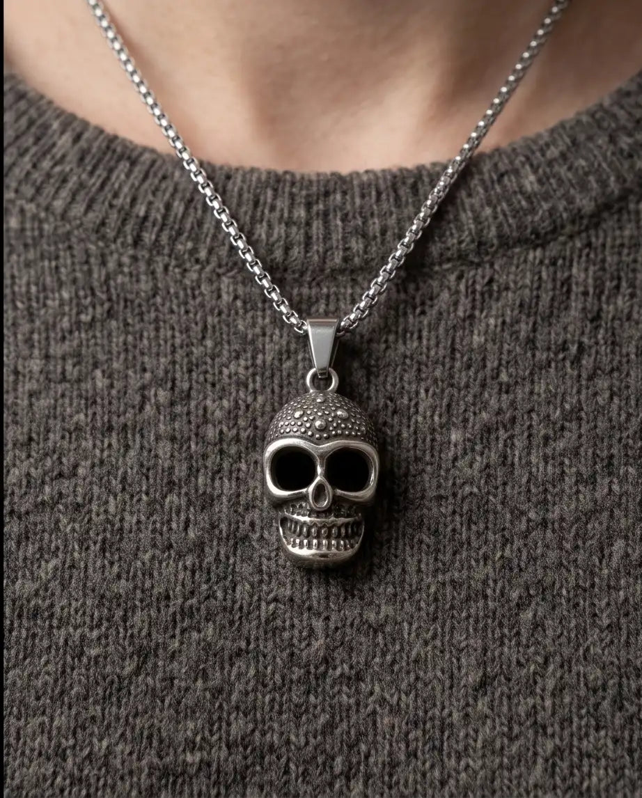 Gothic Textured Skull Pendant Box Chain