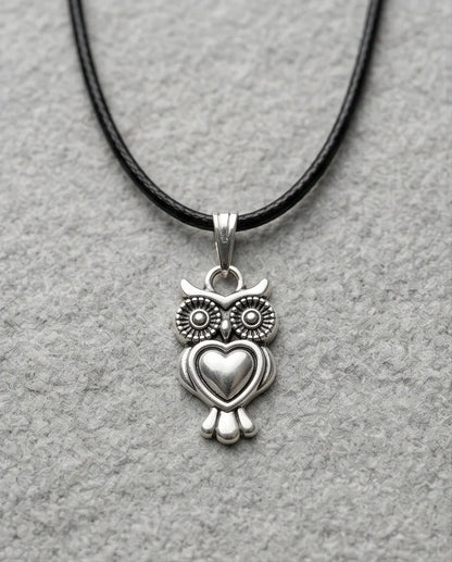 Silver Retro Heart Owl Necklace