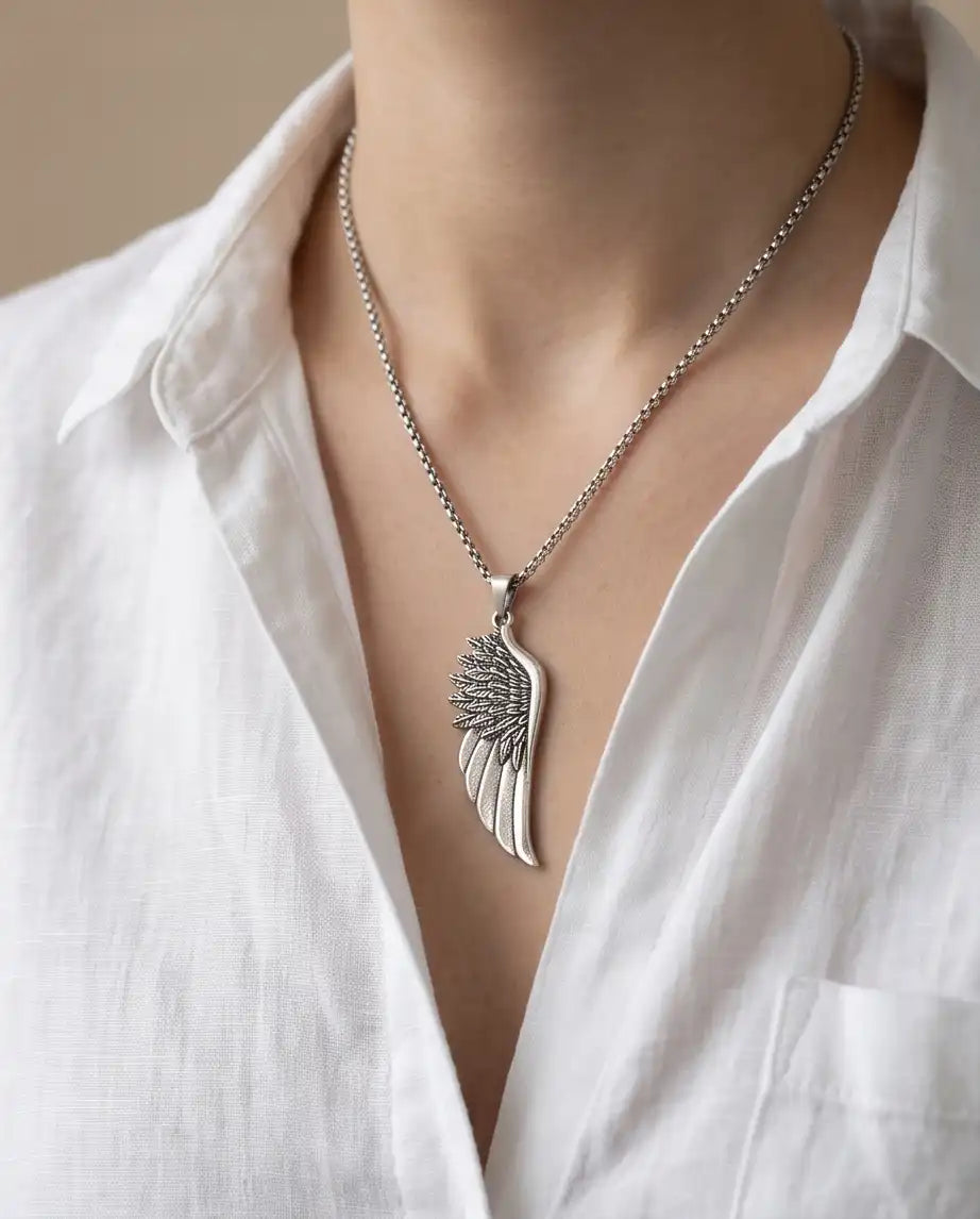 Antiqued Angel Wing Pendant Box Chain