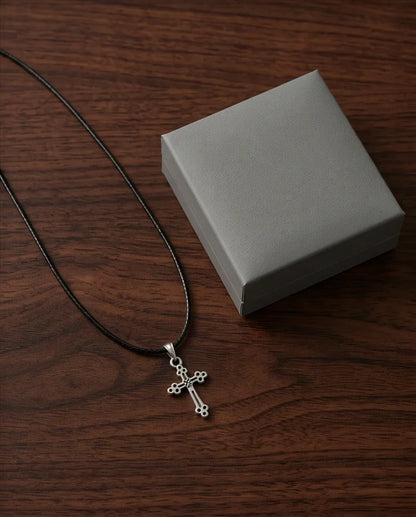Silver Detailed Decorative Cross Necklace