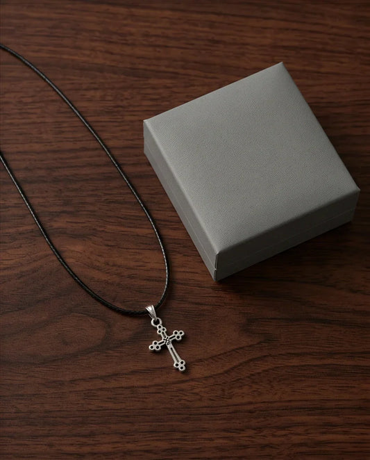 Silver Detailed Decorative Cross Necklace