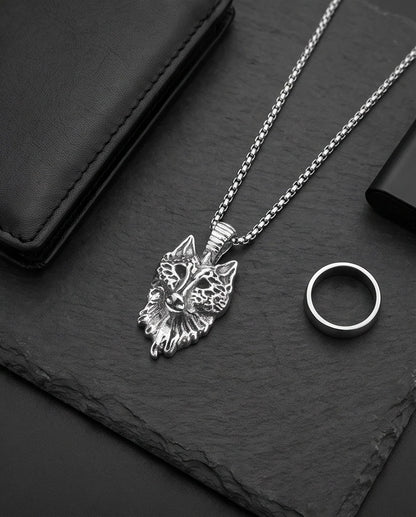 Silver Sculpted Wolf Head Pendant Necklace