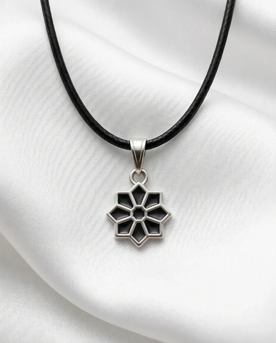 Silver Geometric Eight-Point Star Necklace