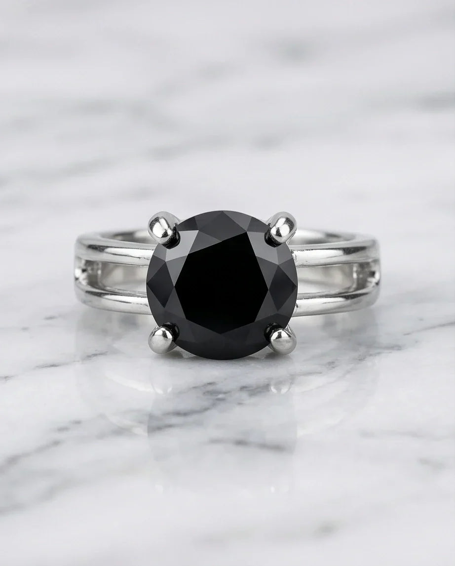 Sterling Silver Round-Cut Split Shank Black Onyx Ring