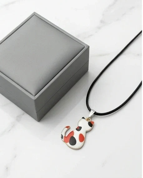Artistic Calico Cat Silhouette Pendant Necklace