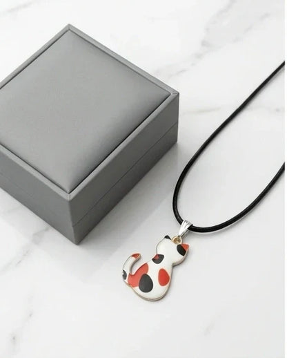 Artistic Calico Cat Silhouette Pendant Necklace