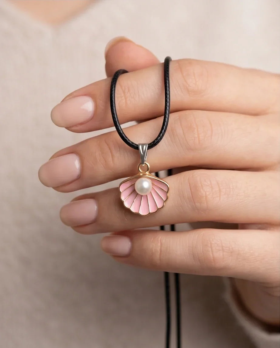 Pink Seashell Enamel Pendant Necklace with Faux Pearl