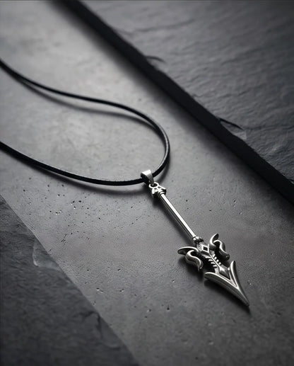 Spearhead Arrow Pendant Necklace