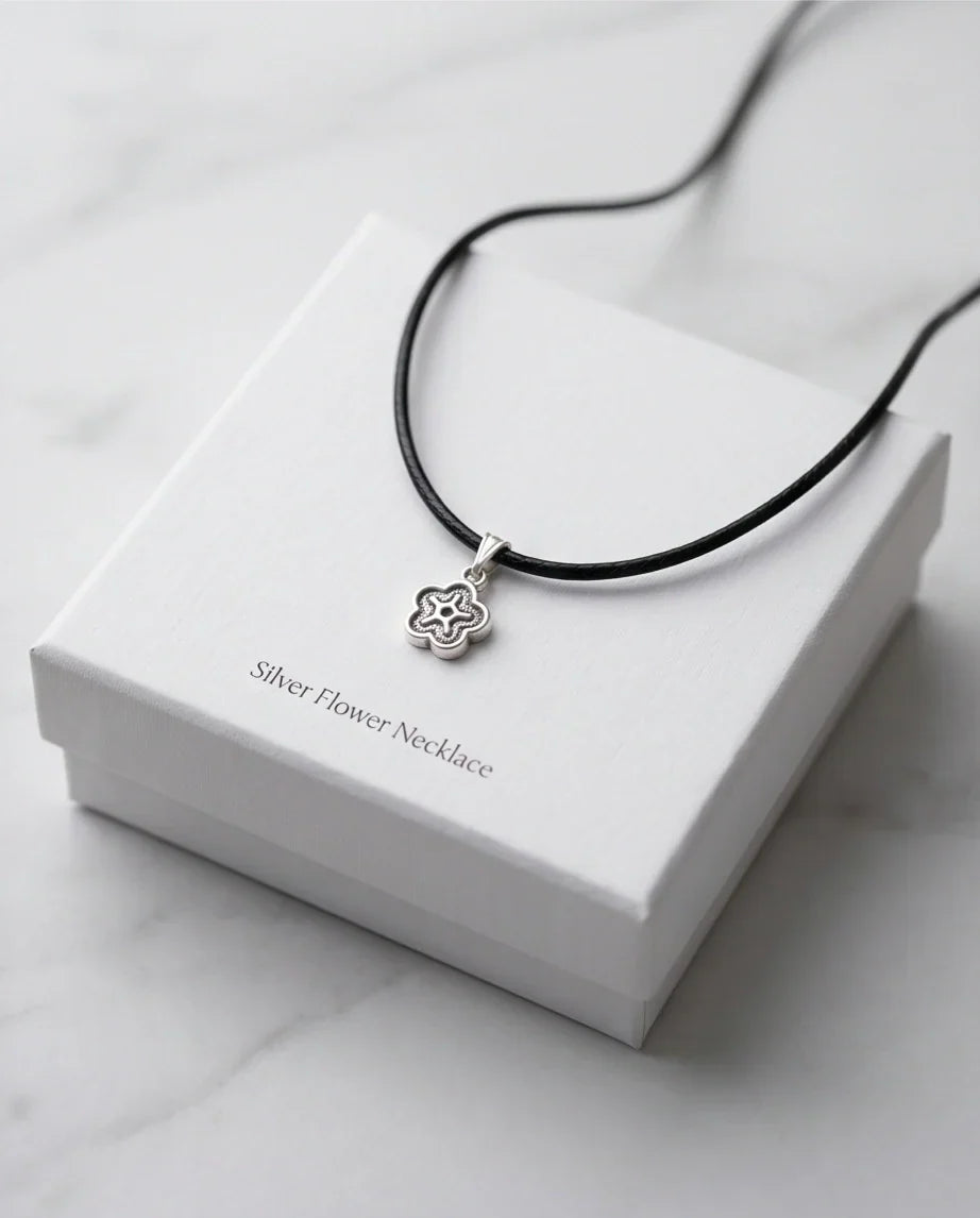 Silver Retro Concentric Blossom Necklace