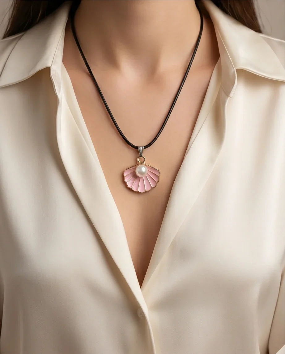 Pink Seashell Enamel Pendant Necklace with Faux Pearl