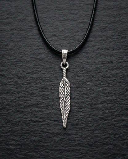 Silver Retro Feather Pendant Necklace