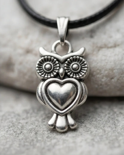 Silver Retro Heart Owl Necklace