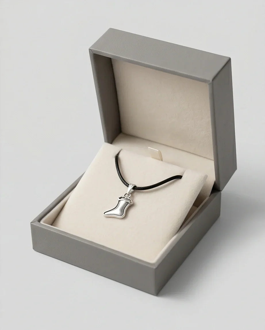 Silver Retro Stocking Pendant Necklace