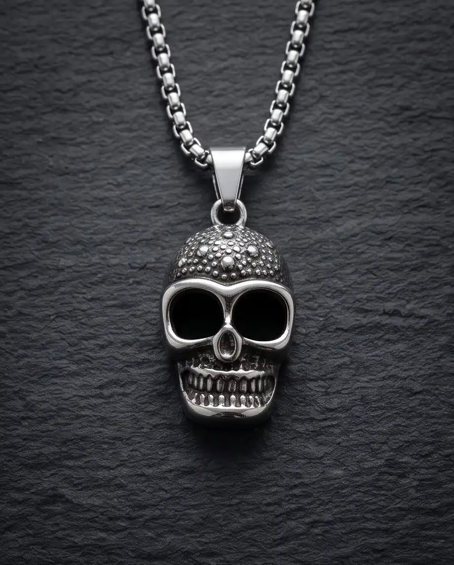 Gothic Textured Skull Pendant Box Chain
