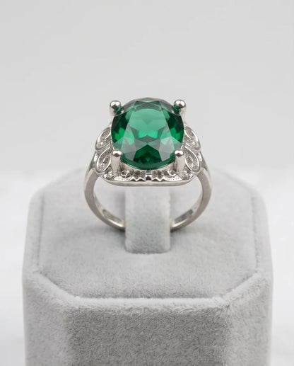 Silver Oval Emerald Gemstone Filigree Solitaire Ring