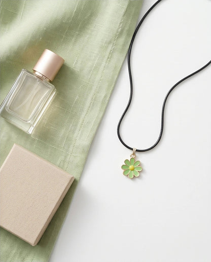 Gold and Light Green Daisy Necklace