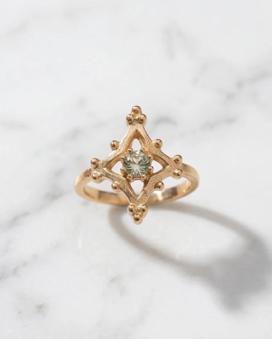 Vintage Gold Geometric Lattice Solitaire Ring