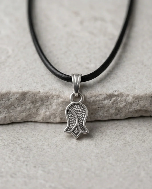 Silver Vintage Textured Tulip Necklace